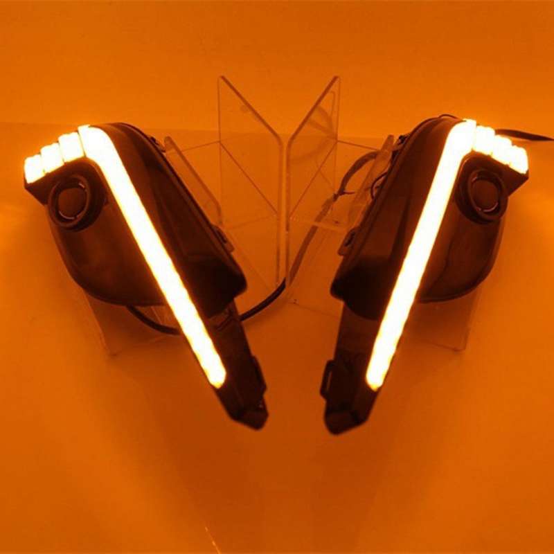 1 Pair LED Daytime Running Light Dynamic White & Amber Turn Signal DRL Fog Lamp for 3 Axela 2017 201