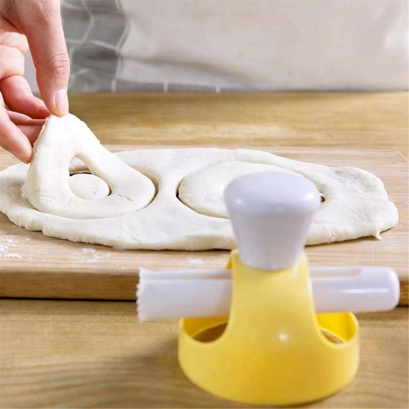 10PCS Dispenser Donut Maker Portable Waffle Mould Plastic Machine Donut Cake Mold