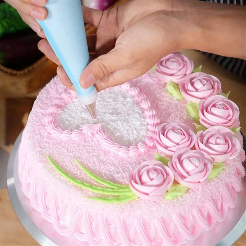 11 Inch Rotating Cake Turntable for Decorating - 6 Piece Cake Decorating Kit Includes 2 Icing Spatul