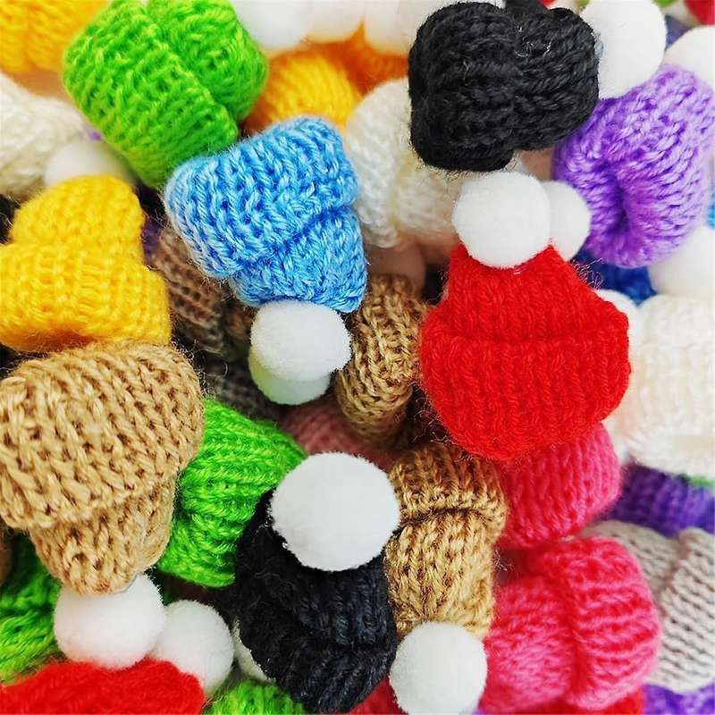 110PCS Mini Knitting Hats Christmas Mini Knitting Doll Hats Mini Wool Hat for Christmas Ornaments D