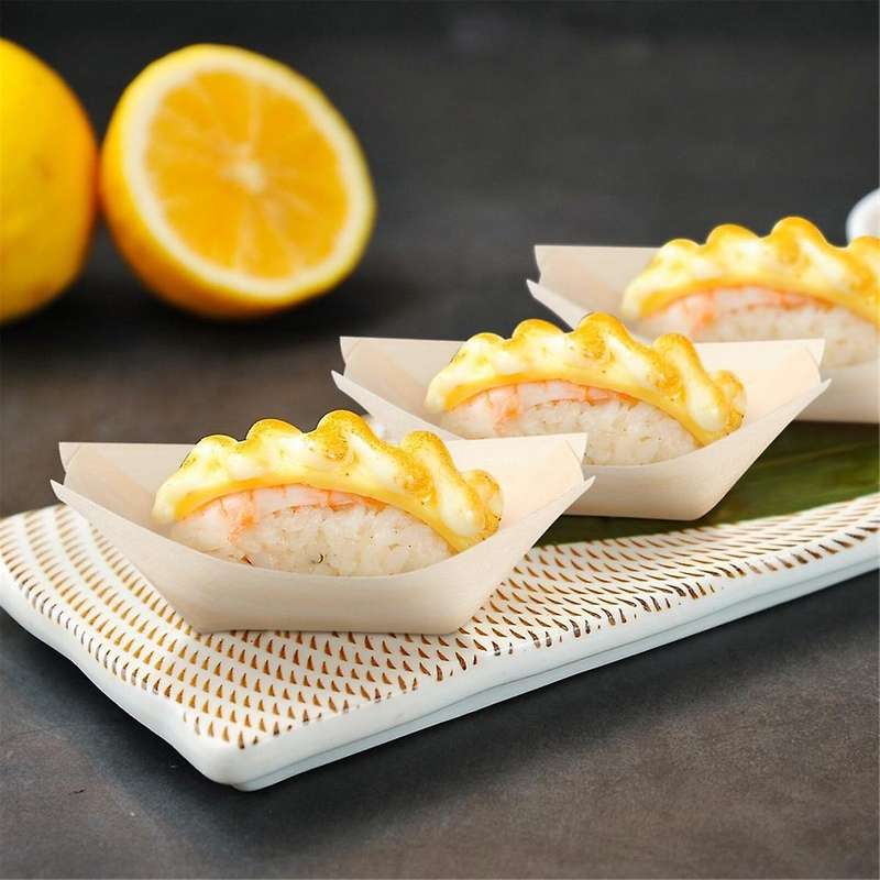150PCS Disposable Sushi Boats Appetizer Plates Wooden Food Trays Wooden Dinner Plates Sushi and Sash