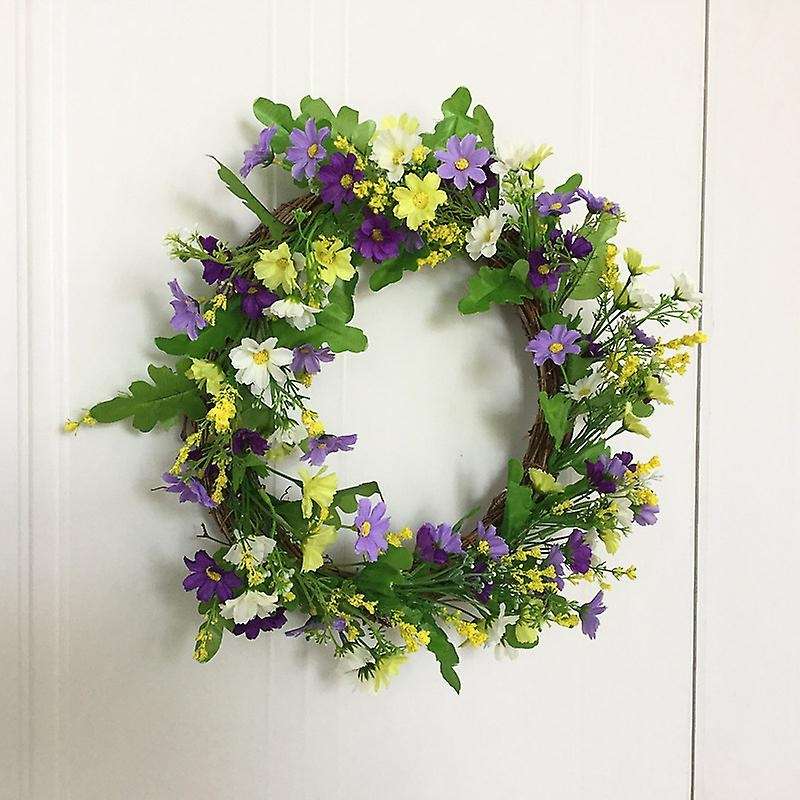 16 Inch Artificial Daisy Flower Door Wreath with Springtime Faux White Wildflowers and Berris Front