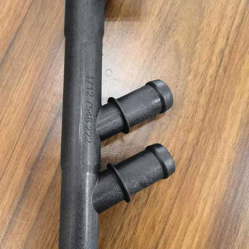 17127548222 Engine Water Pipe Coolant Pipe Radiator Hose for 1712 7548 222