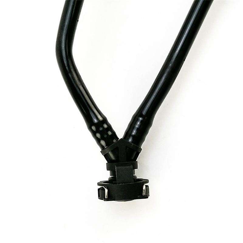 1765010125 Vent Hose Pipe Exhaust Deputy Kettle Water Pipe for C117 Cla250 Gla220 Cla45 2015