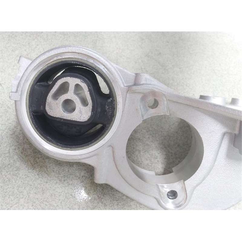 1807Z0 Rear Lower Engine Bracket for 206 207 307 for C2 1.6 Bridge Bracket Half Shaft Bracket