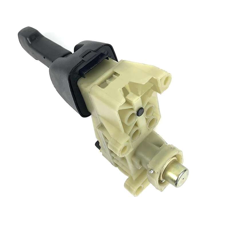 1882111 9617242080 Truck Parking Brake Valve for Trucks SCE Hand Brake Valve