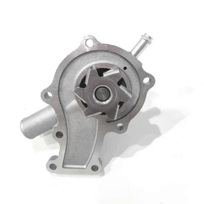 19883-73030 15881-73030 15881-73033 Water Pump with Gasket for RTV900 RTV900G RTV900T Engine D722 T
