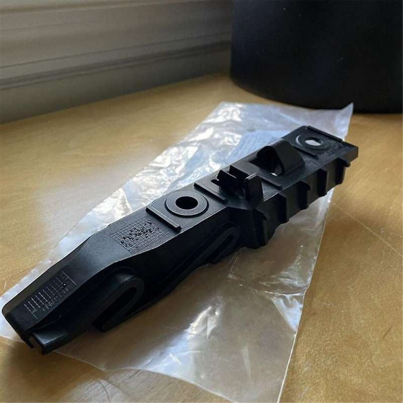 1pair Car Front Bumper Bracket(lh+rh) for Caimen Bobst Body Fixing Strip 98150553500 98150553600