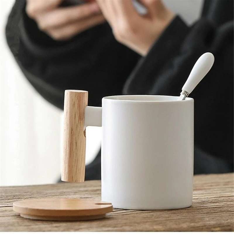 1pcs 310ml Ceramic Wooden Handle Coffee Mug with Lid and Spoon Couples Cup Office Kitchen Gift Cup