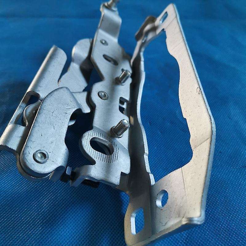 2048800728 Right Left Hood Hinge Support for W204 C250 C300 C350 C63