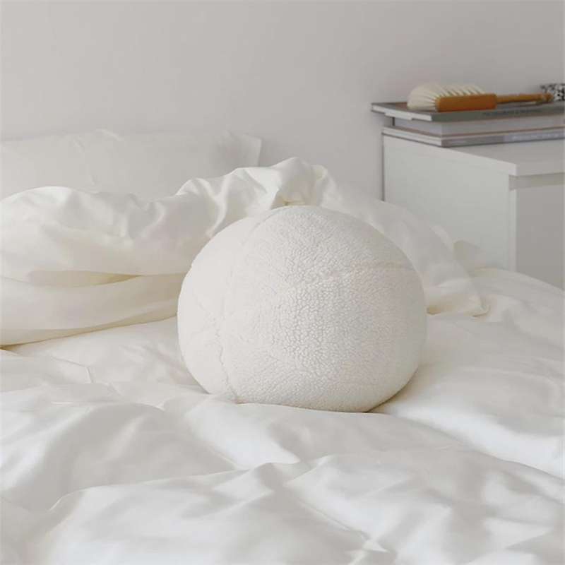 Cute Ball Shaped Solid Color Plush Pillow for Sofa Seat Decorative Stuffed Cushion Soft Wrist Rest P
