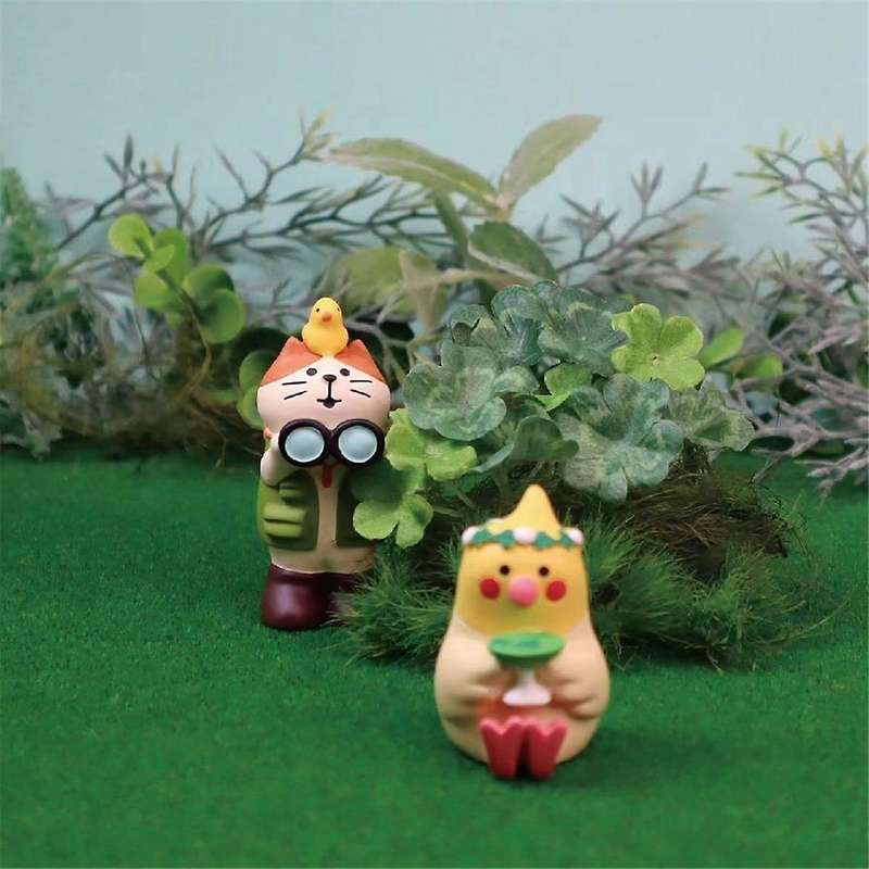 D Miniature Resin Figurines Statue-Cute Frog Sculpture for Outdoor Fairy Garden and Desk Decor Adora