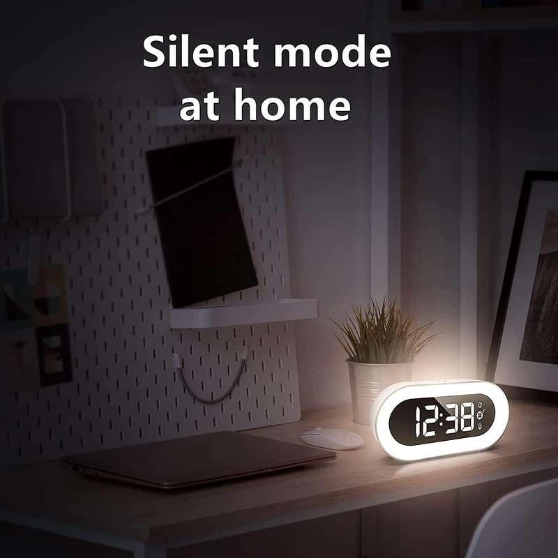 Digital Alarm Clock Night Light Alarm Clock for Bedroom, Snooze Function Smart Alarm Clocks for Heav