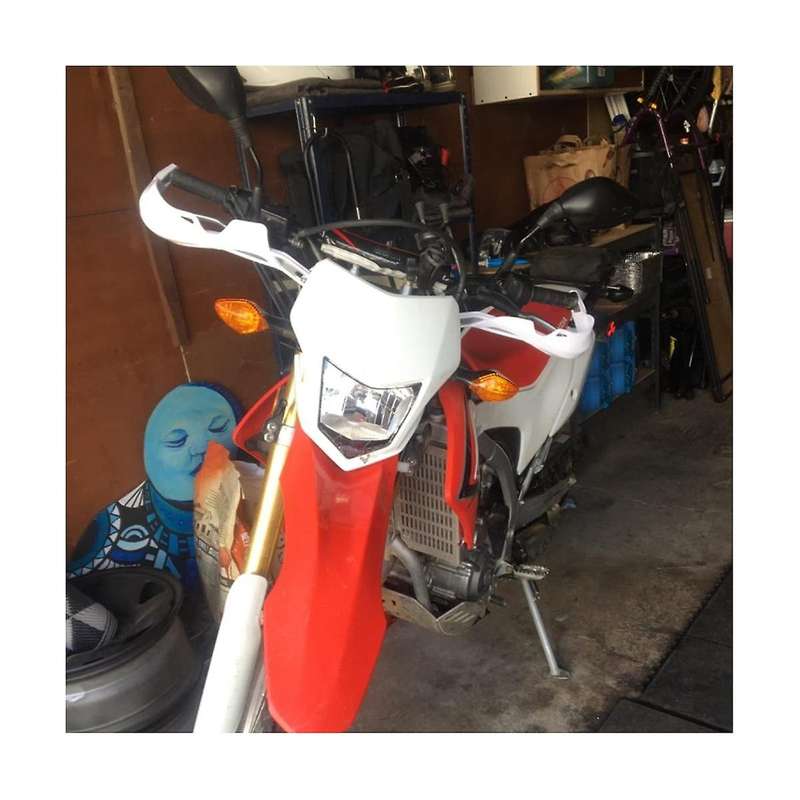 Dirt Guards Handguards Motorcycle Hand Guards Universal for 7/8inch 22mm and 1 1/8inch 28mm Brush B