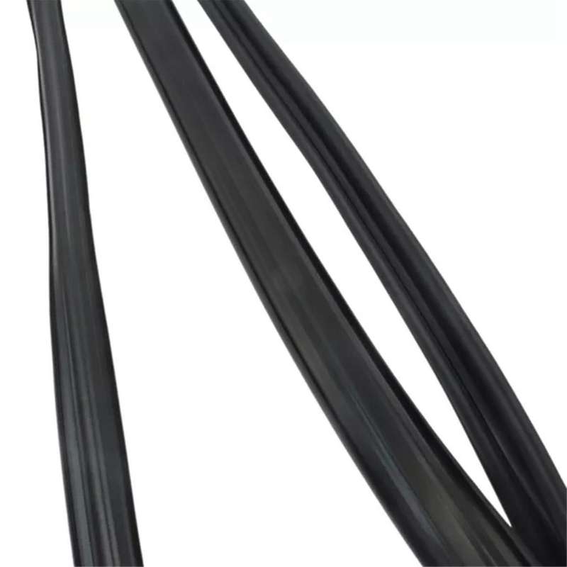 Door Glass Run Sealing Strip for Land Cruiser LX450 Weatherstrip 68141-60010 68151-60010 68142-6001