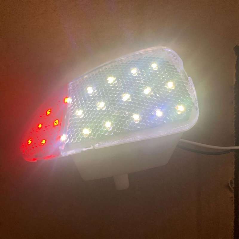 F65Z13B724AA for 1997-2003 F250 1997-1999 Car Front Door Panel Interior LED Light Lamp Housing Refle