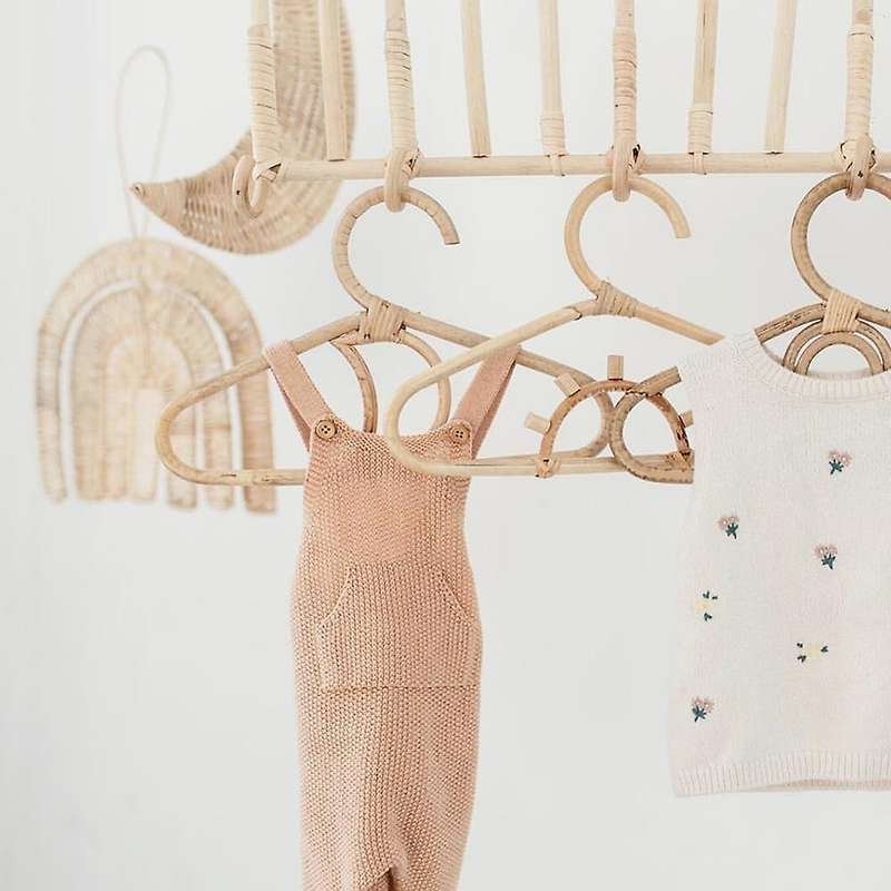 Rattan Hanger Kids Garments Organizer Rack for Clothes,sun