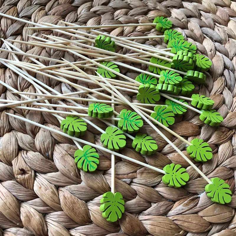 200pc Bamboo Pick Buffet Tropical Leaves Cupcake Fruit Fork