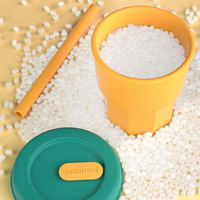 Misuta Mini Silicone Cup with Straw and Lid Cup,kid Drinking Bottle 2