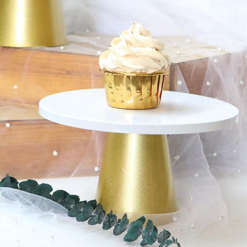 Metal Iron Cake Stand Round Pedestal Dessert Display Rack 20.5x12cm