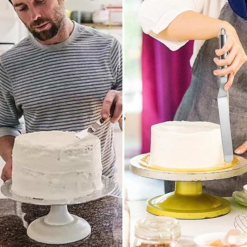 Angled Patisserie Spatula, for Icing Cake, Cupcakes and Pastries