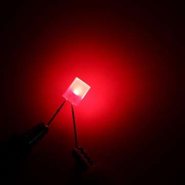 100pcs 2*5*7mm Square LED Red Light-emitting Diode 2X5X7 LED Diode