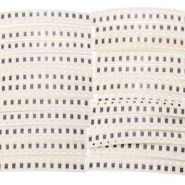 1150Pcs SMD 1206 (0-10M) 50 Value Resistor + (2.2pf-1uf) 40 Value Capacitor