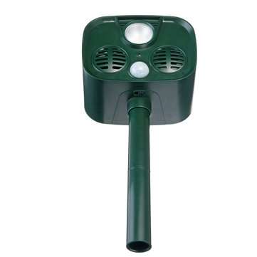15-75KHZ Animal Repeller Solar Powered Waterproof PIR Sensor USB Solar Alarm Repeller