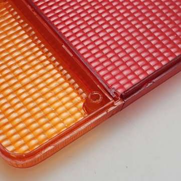 2Pcs Rear Tail Lights Turn Signal Lamps Lenes Covers Plastic Left Right For Iveco