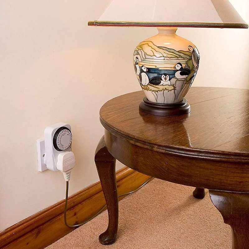 24-Hour Segmented Timer Switch-Energy-Saving Plug Timer Socket Kit-with Programmable Time Controlle