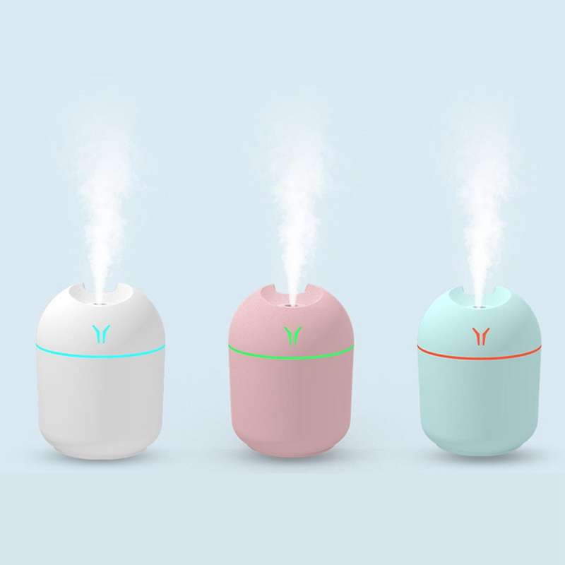 250ML Mini Humidifier USB Personal Desktop Humidifier Aroma Essential Oil Diffuser for Car Home with