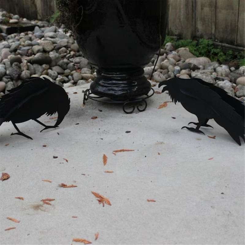 2Pcs Crow Garden Sculpture Crow 3D Garden Sculpture Ornament