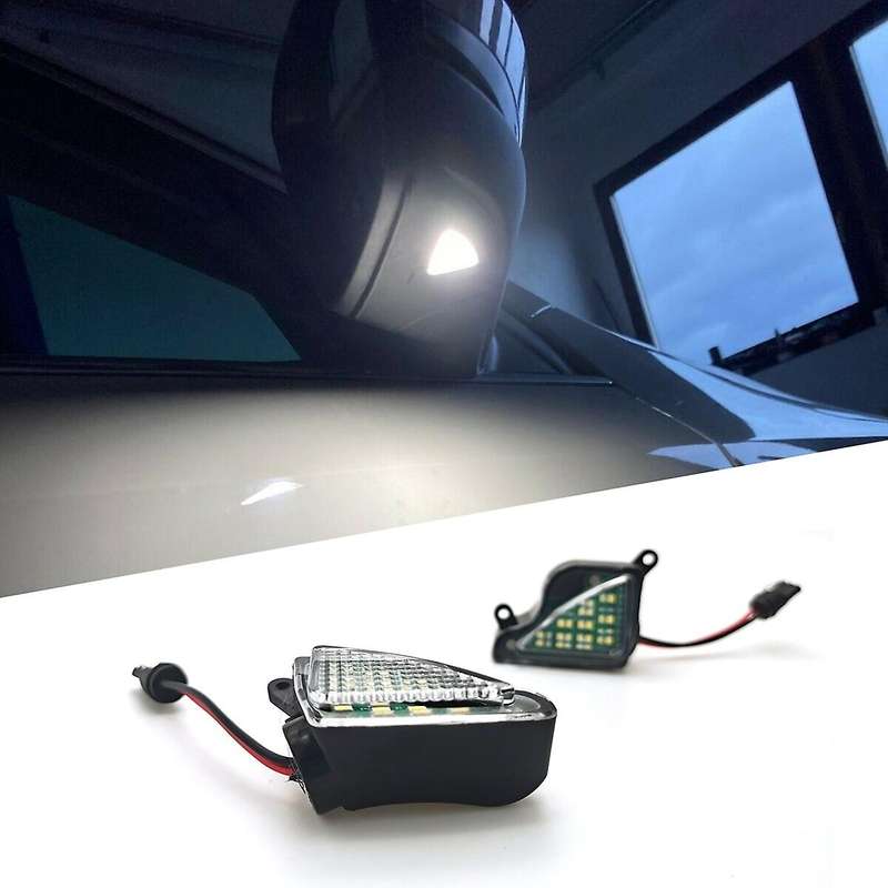 2Pcs LED Under Side Mirror Light Puddle Lamps for Octavia 3 5E 2 1Z Superb 3 B8 2 B6 Scout