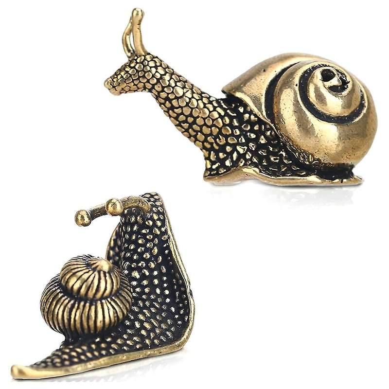 2pcs Snail Decor Outdoor Pond Garden Snail Figurine Brass Snail with Decor Effect The Meaning Of Th