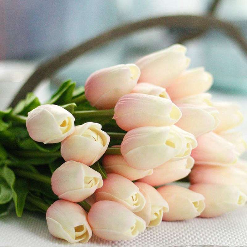 30pcs Artificial Tulips Flowers Real Touch Tulips Holland Pu Bouquet Latex Flower White (light Pink