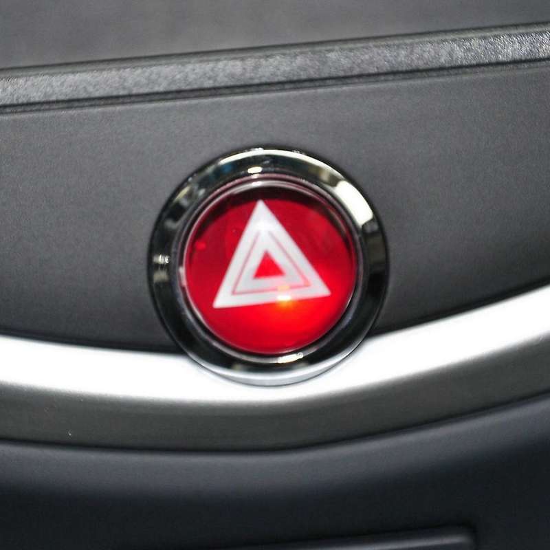 3750070U8510 Car Warning Light Switch for J4