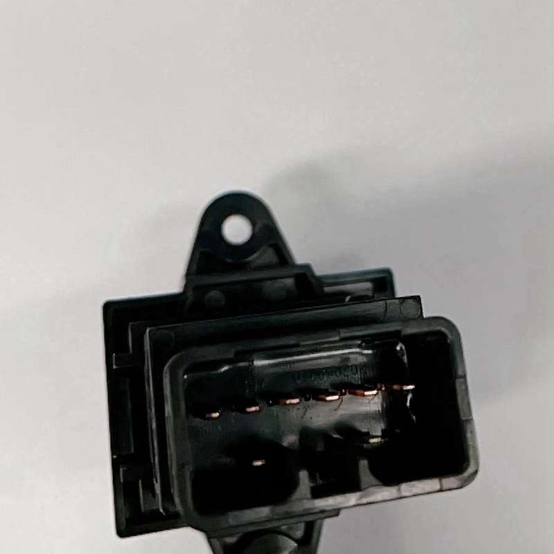 3750070U8510 Car Warning Light Switch for J4