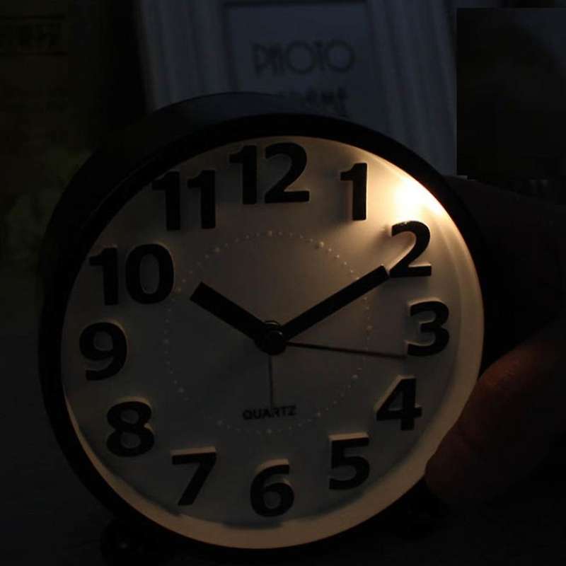 3D Digital Metal Black Alarm Clock 4 Inches Silent Alarm Clock with Night Light for Children Bedro