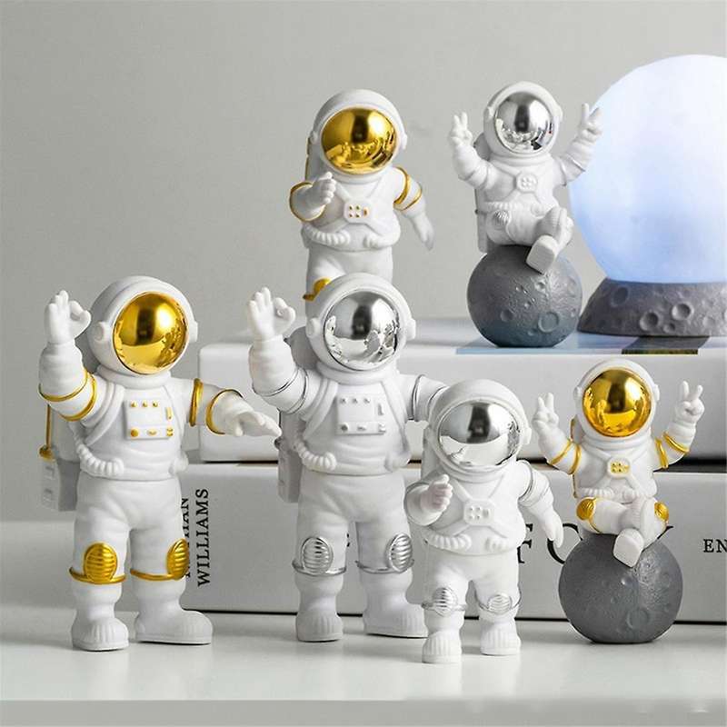 3pcs Astronaut Decor Cute Model Little Astronaut Car Living Room Desktop Decoration Decoration Birth