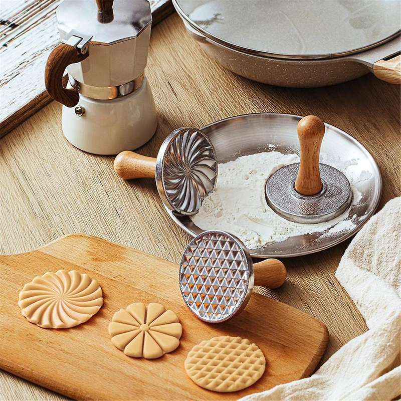 3pcs Cookie Stamps Metal Cookie Press Mold with Wooden Handle for Diy Baking Cake Pastry Cutters Coo