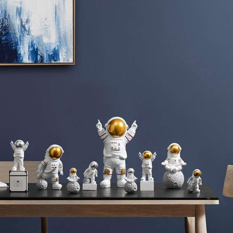 3PCS Resin Diving Astronaut Figurines Mini Diver Astronaut Statue Home Office Decor Living Room Desk