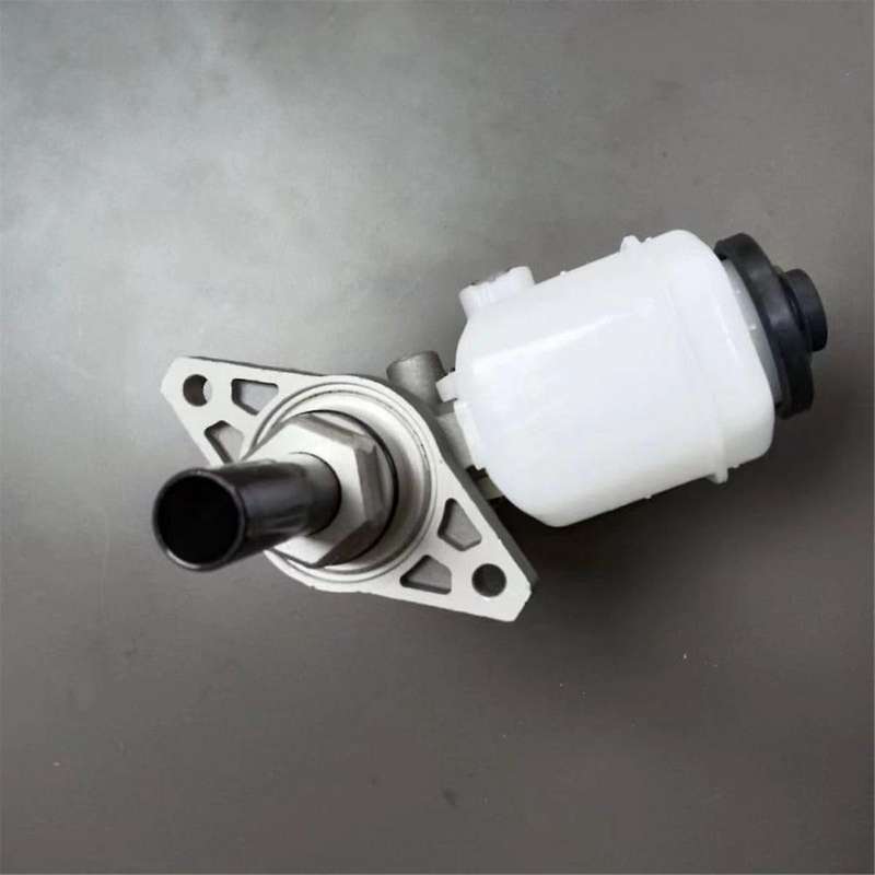 47028-60010 Brake Master Cylinder for Land Cruiser Prado Grj120 125 Rzj120 Trj120 125 2002-2009
