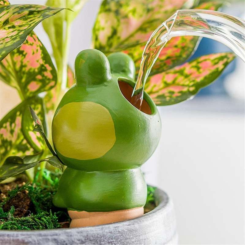 4Pcs Cartoon Frog Automatic Clay Watering Stakes Plant Dripper Device Terracotta Potted for Indoor O