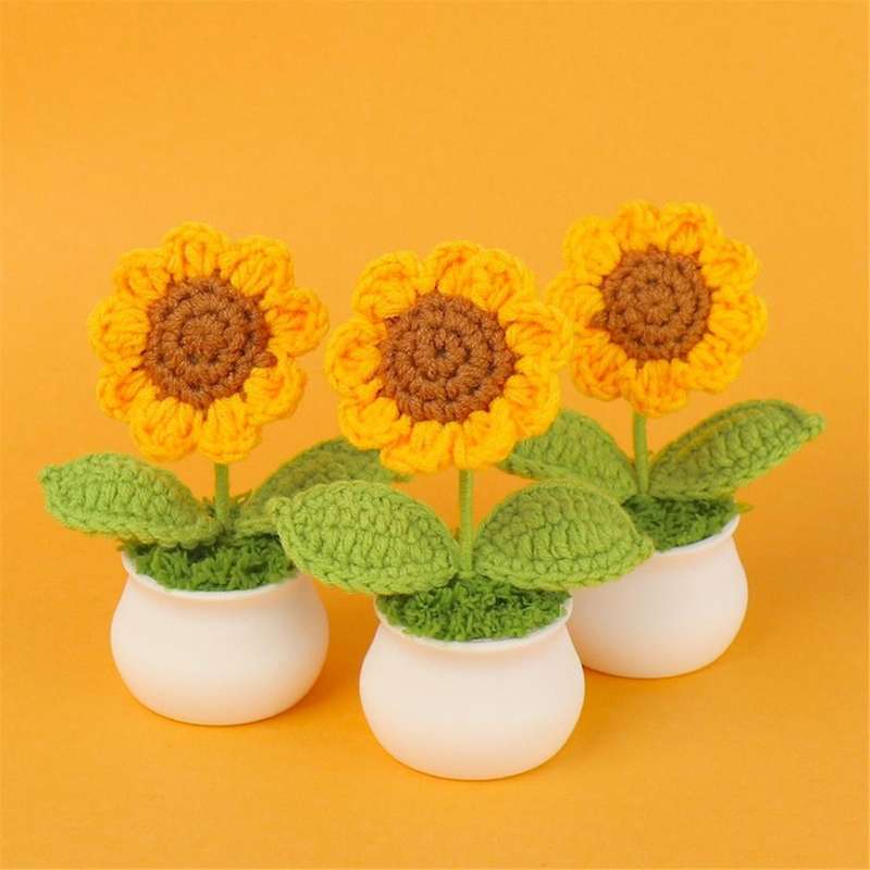 4PCS Mini Crochet Sunflower Potted Plants, Fake Knitted Sunflower with Pot Handmade for Car Ornament