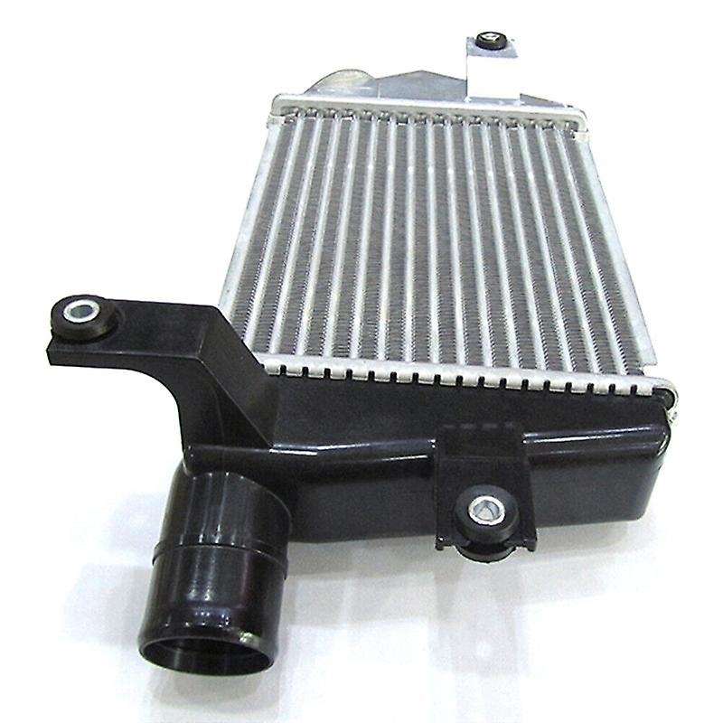 for Triton L200 2.5L 2.8L 4D56 4M41 Intercooler MN135001