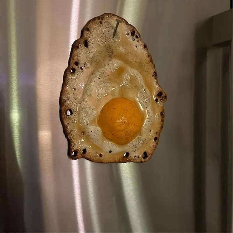Fried Egg Hanging On A Nail, Fried Eggs Sculpture Ornament, Funny Egg Sculptures Decoration Thrown