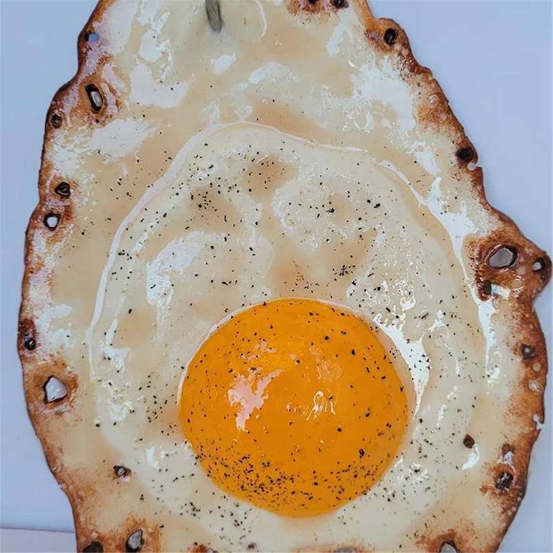 Fried Egg Hanging On A Nail, Fried Eggs Sculpture Ornament, Funny Egg Sculptures Decoration Thrown