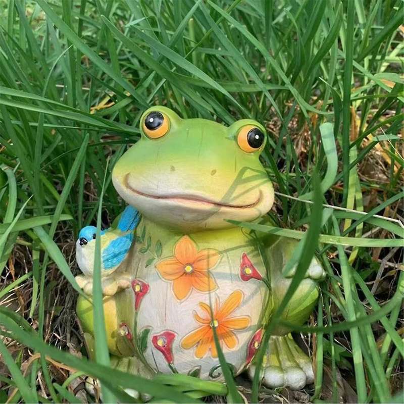 Frog Decor with Solar Light, Resin Garden Statue for Passage Yard Lawn Patio Decor, Outdoor Decor fo