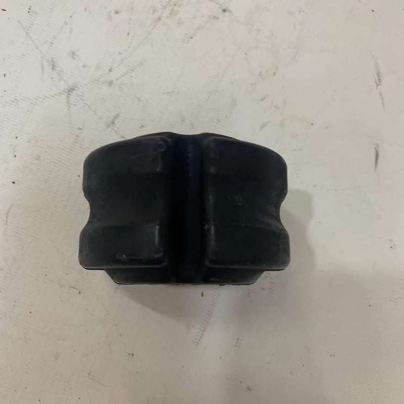 Front Suspension Stabilizer Anti Sway Bar Bushing 31356753928 Fits for E65 E66 730Li 735Li 745L