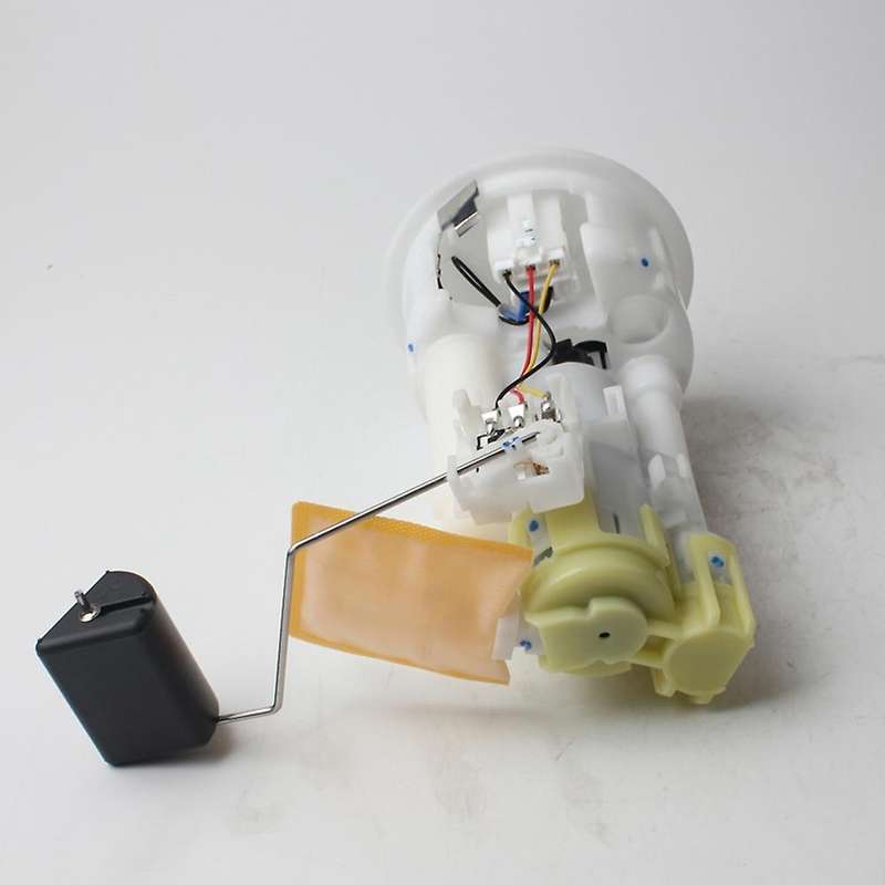 Fuel Pump Assembly 77020-24030 77027-12010 7702024030 7702712010 for (5th Generation) 02-07